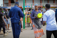 photo_5767392693817818952_y