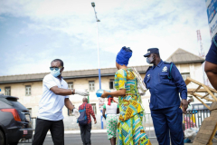 photo_5767392693817818954_y