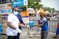 photo_5767392693817818955_y