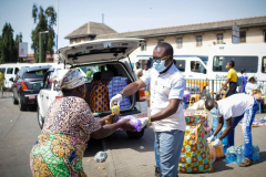 photo_5767392693817818964_y