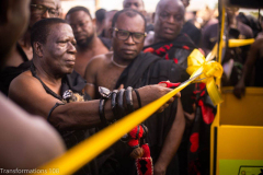 photo_5897905918035737702_y